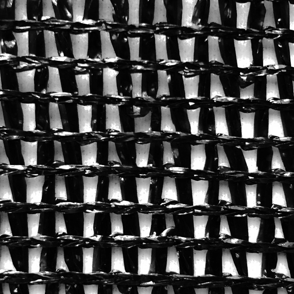 Malla Raschel | Sombra 65% | Rollo 2,1*50mts | color negra - Imagen 2